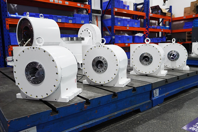 工业设备制造商 - 激光切割机